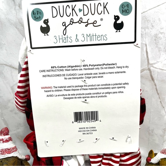 Duck Duck Goose Mittens and Hats Winter Christmas Baby Set - 6 items - 0-9 month - Picture 2 of 4